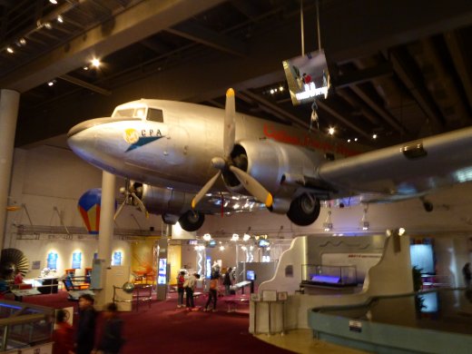 Besty, DC-3 from Cathay