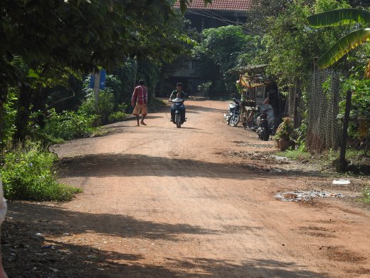 Prek Kdam.Village Road
