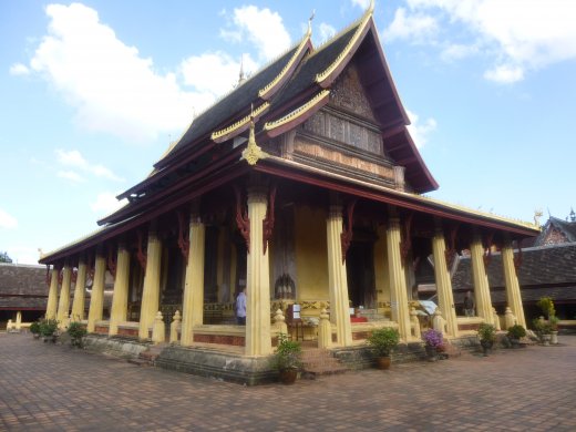 Sisaket Temple