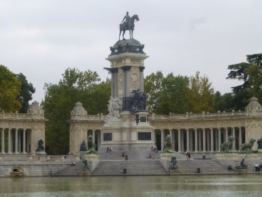 Monument to Alfonso XI